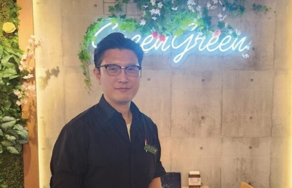 鄭 英雄（ジョン　ヨンウン）さん